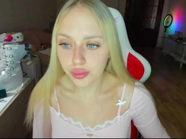 MindyKally on BongaCams 