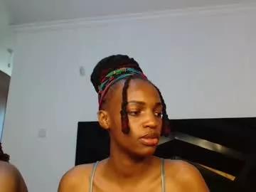 clara_creemie on Chaturbate 