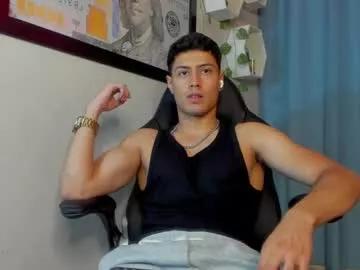 david_lopez_00 on Chaturbate 