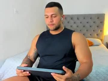 frankmyles01 on Chaturbate 