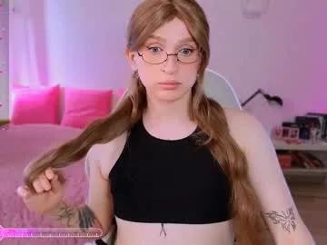 kira_long on Chaturbate 