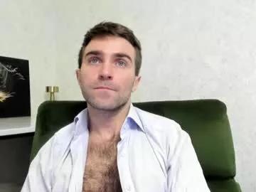 mikhaaaeel on Chaturbate 