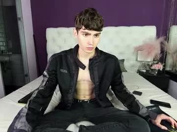 sexinbigcity_y2k on Chaturbate 