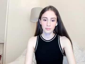 snowww_white on Chaturbate 