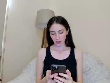 snowww_white on Chaturbate 