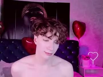 trevorbenson on Chaturbate 