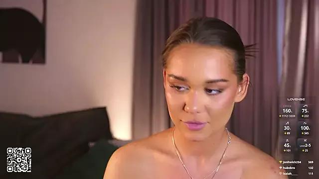 BridgetHessel on StripChat 