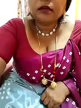 Swapna_143 on StripChat 