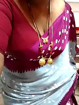 Swapna_143 on StripChat 